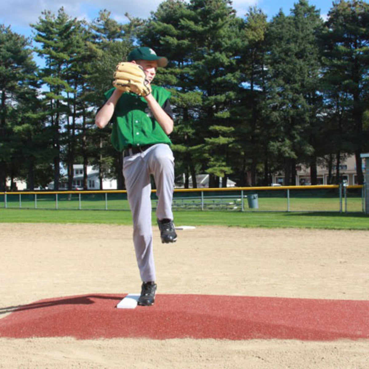 Montículo de lanzamiento de ligas mayores ProMounds con césped de arcilla