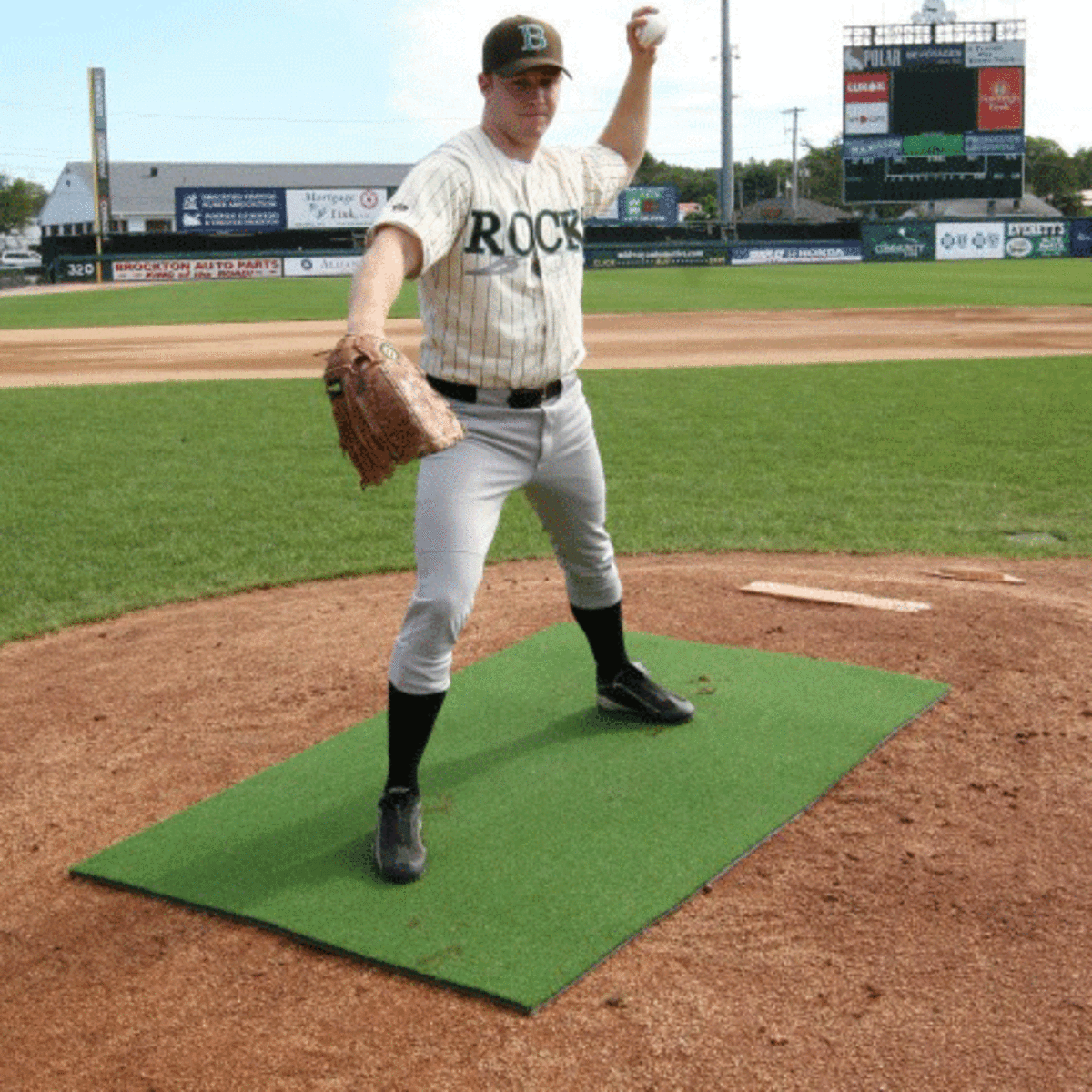 4' X 12' Premium Green Pitching Mat